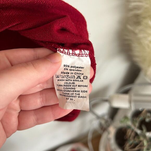 Long Sleeve Burgundy Drapey oversized Tee - Picture 5 of 5